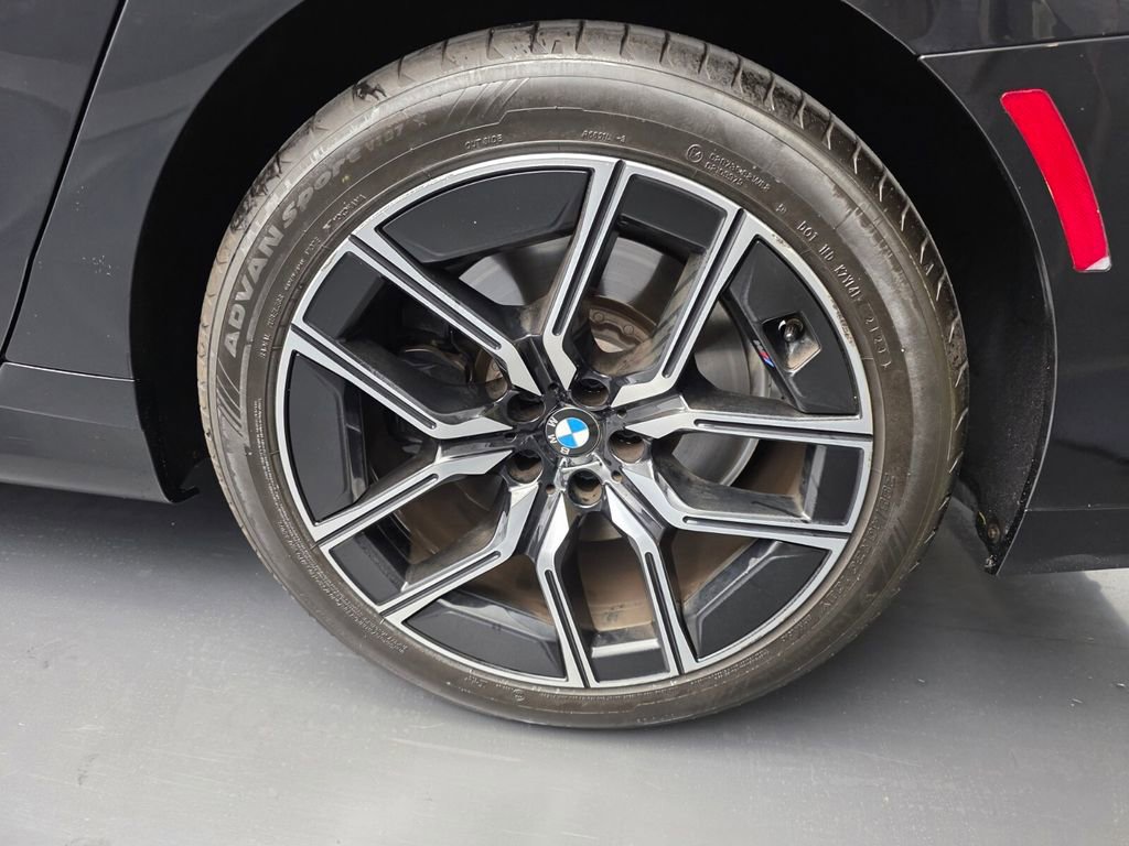 Certified 2024 BMW 740i RWD image 17
