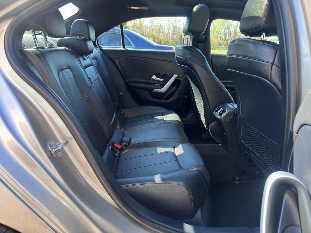 Used 2019 Mercedes-Benz A 220 4MATIC image 31
