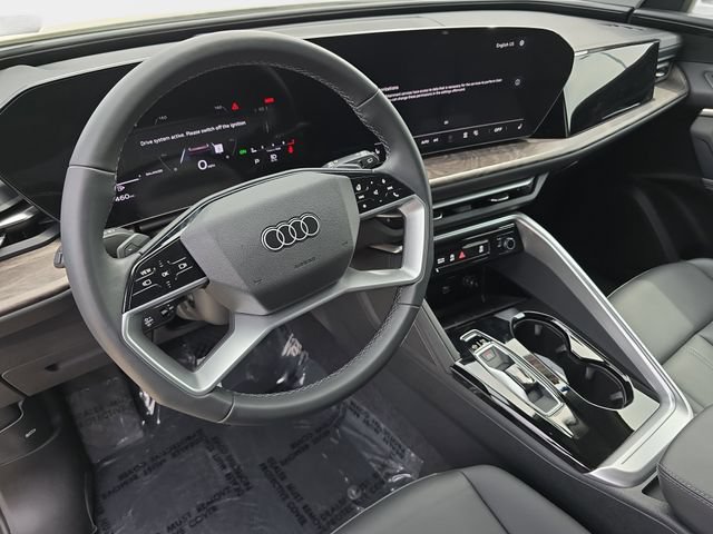 Used 2025 Audi Q5 Premium w/ Convenience Package AWD/4WD image 19