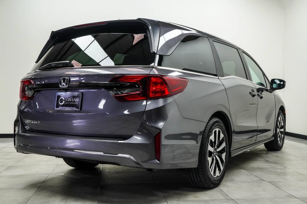 Used 2025 Honda Odyssey EX-L image 13