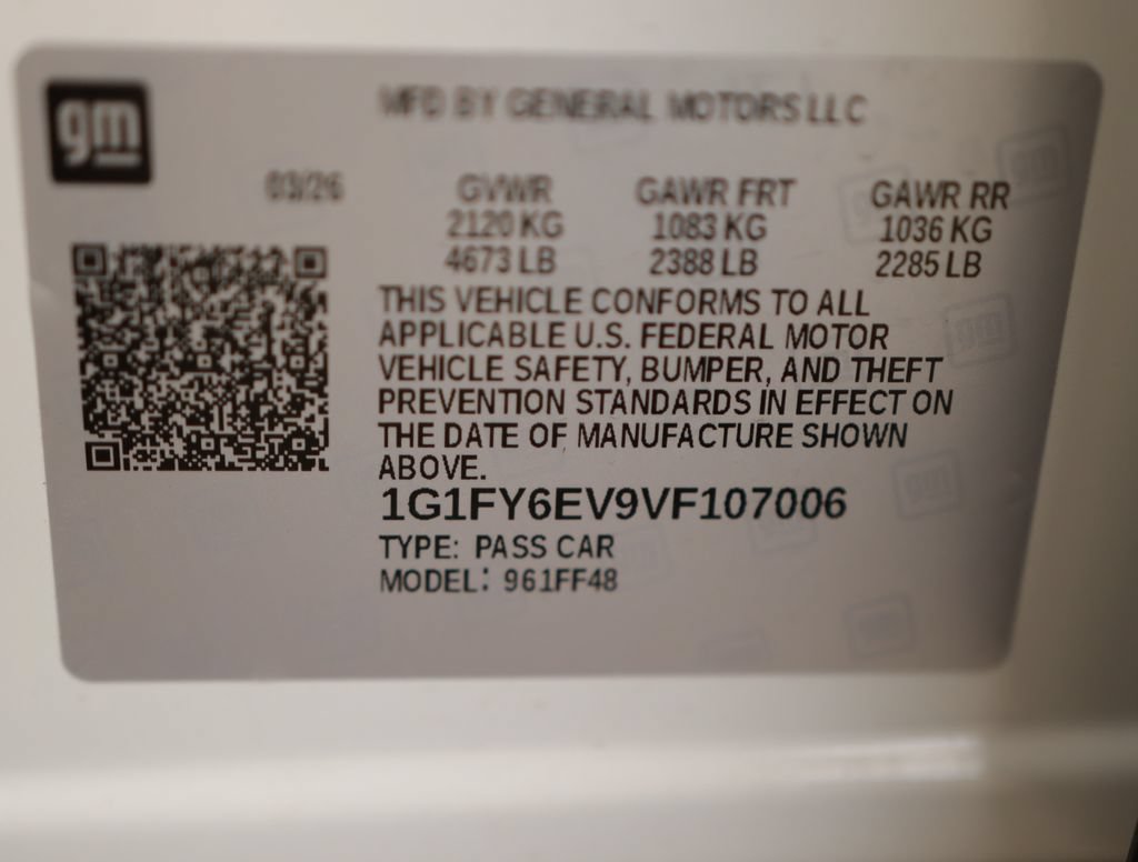 Used 2027 Chevrolet Bolt LT w/ Comfort Package FWD image 35