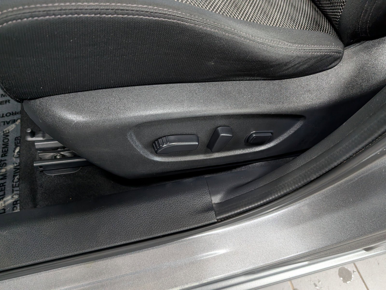 Used 2019 Nissan Rogue Sport SV image 11