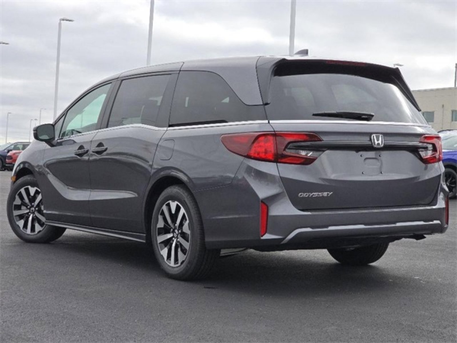 New 2026 Honda Odyssey EX-L image 8