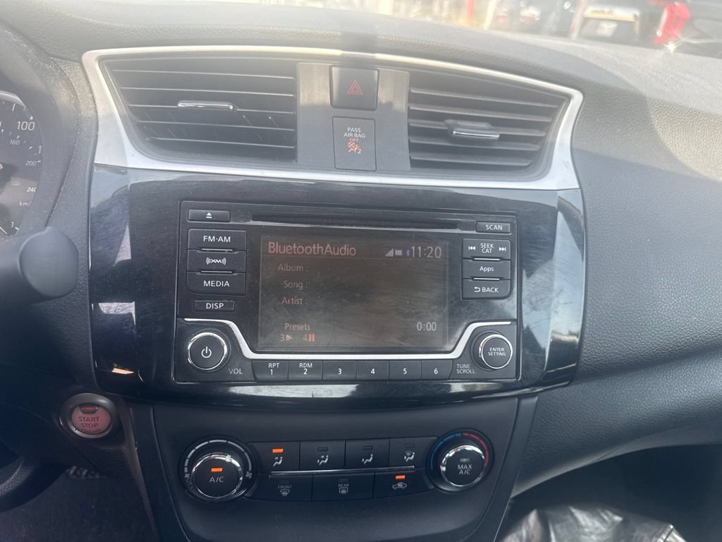 Used 2016 Nissan Sentra SV FWD image 14