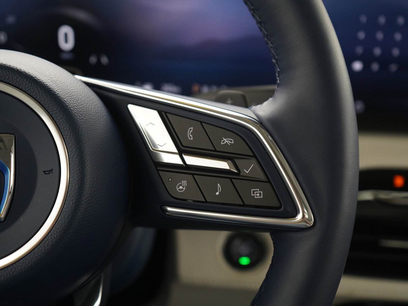 Used 2025 Buick Enclave Avenir image 29