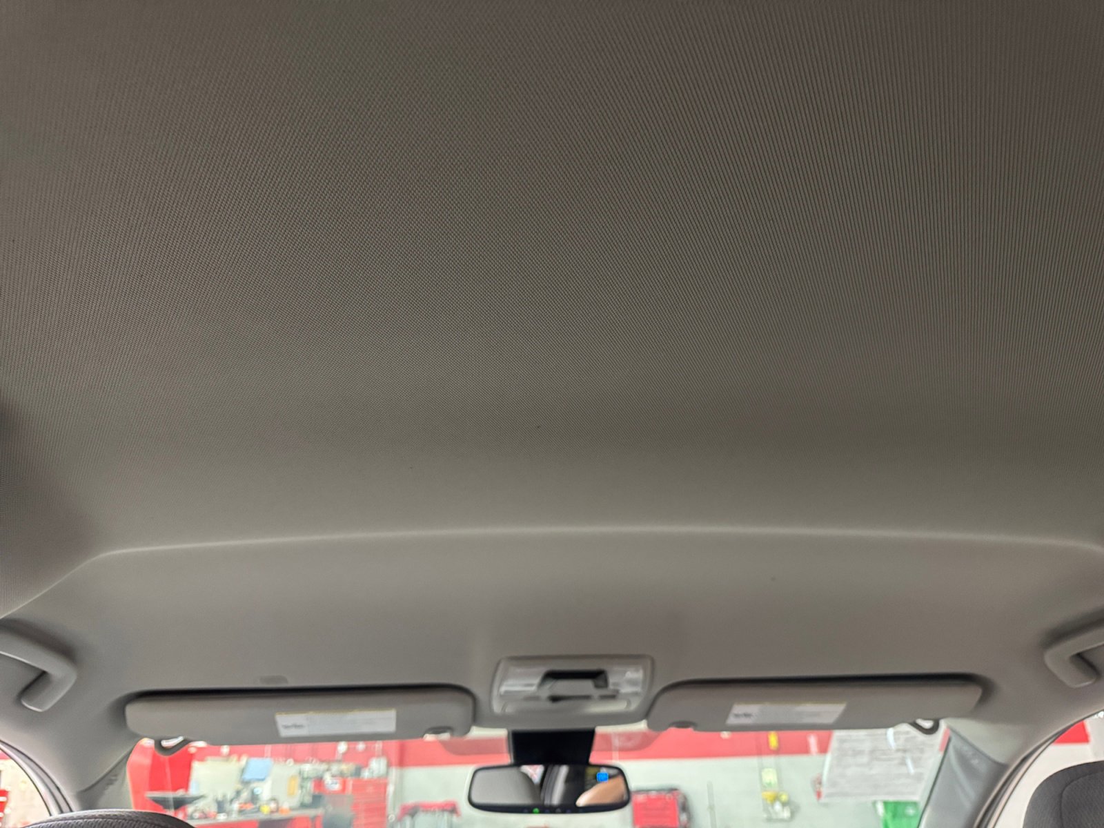 Certified 2019 Toyota Sienna LE w/ LE Preferred Package FWD image 32