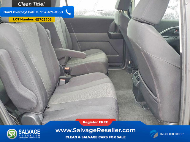 Used 2012 MAZDA MAZDA5 Sport image 15