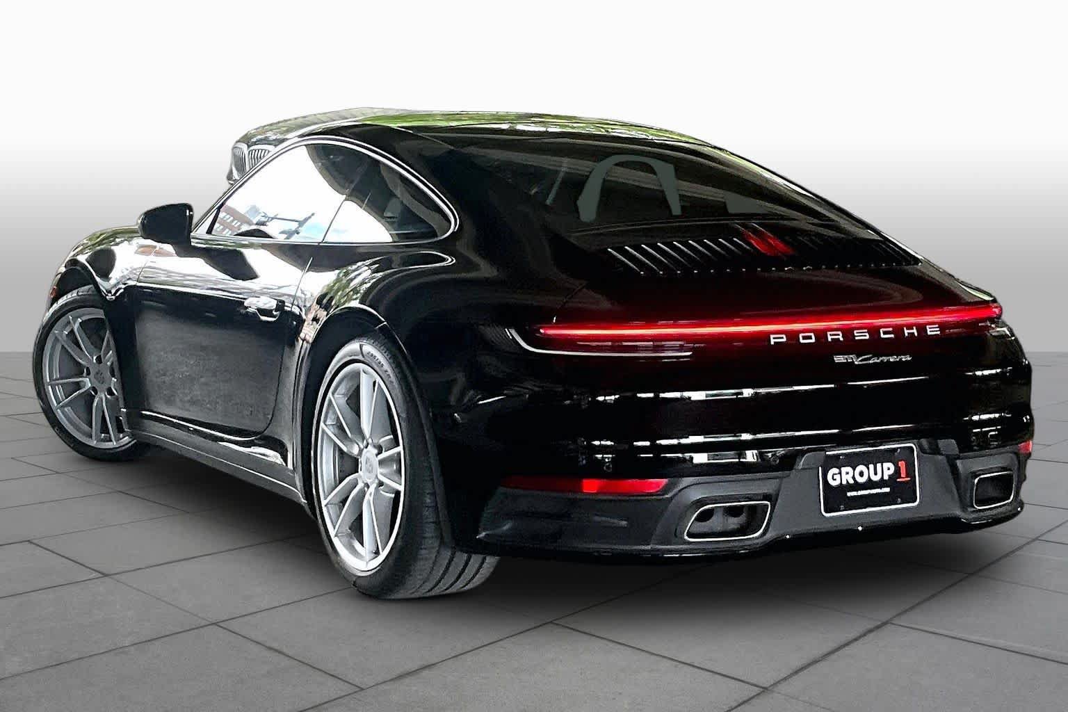 Used 2024 Porsche 911 Carrera RWD image 11