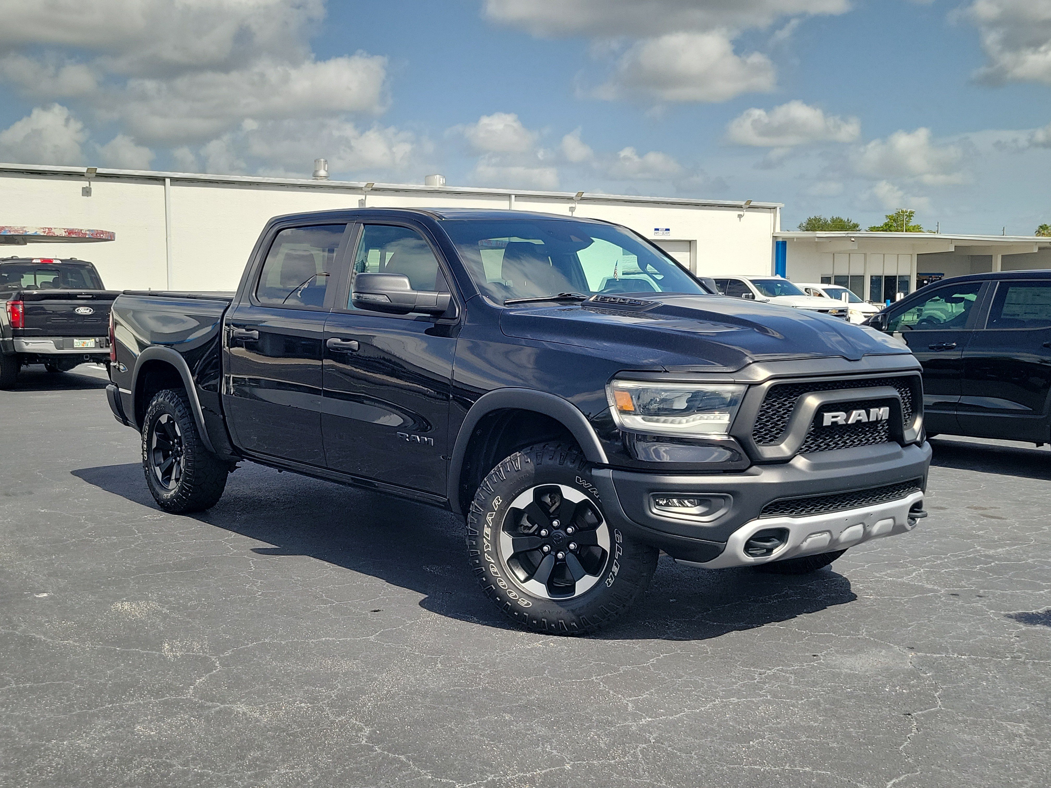 Used 2024 RAM 1500 Rebel w/ Rebel Level 1 Equipment Group AWD/4WD image 31