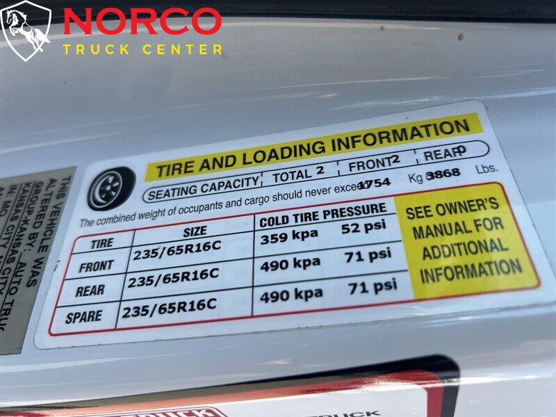 Used 2018 Ford Transit 350 148 Medium Roof RWD image 17