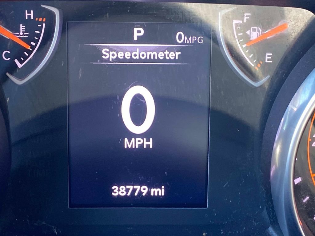 Used 2020 Jeep Wrangler Unlimited Sport image 32