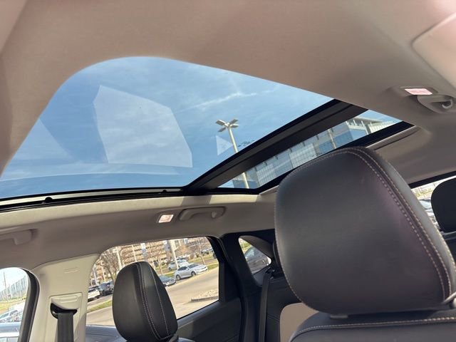 Used 2022 Ford Escape Titanium w/ Titanium Elite Package image 8