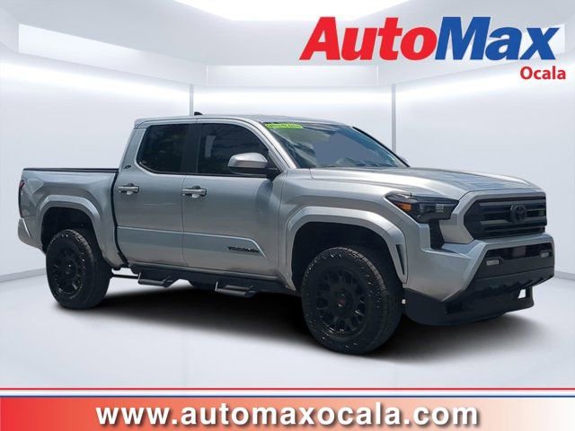 Used 2025 Toyota Tacoma SR5 AWD/4WD image 1
