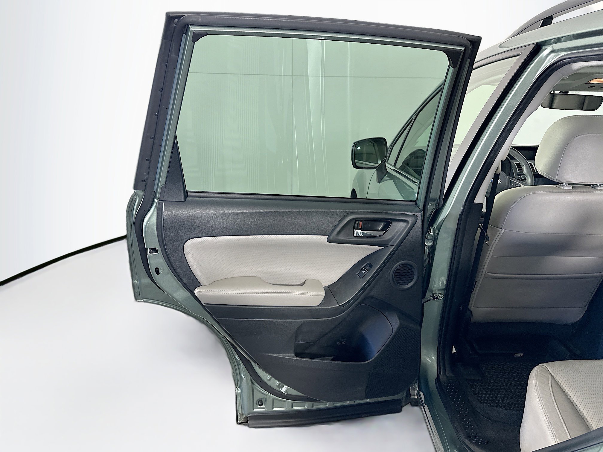 Used 2018 Subaru Forester 2.5i Limited image 27