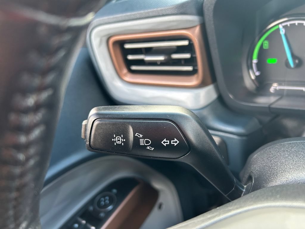 Used 2022 Ford Maverick Lariat w/ Lariat Luxury Package FWD image 23