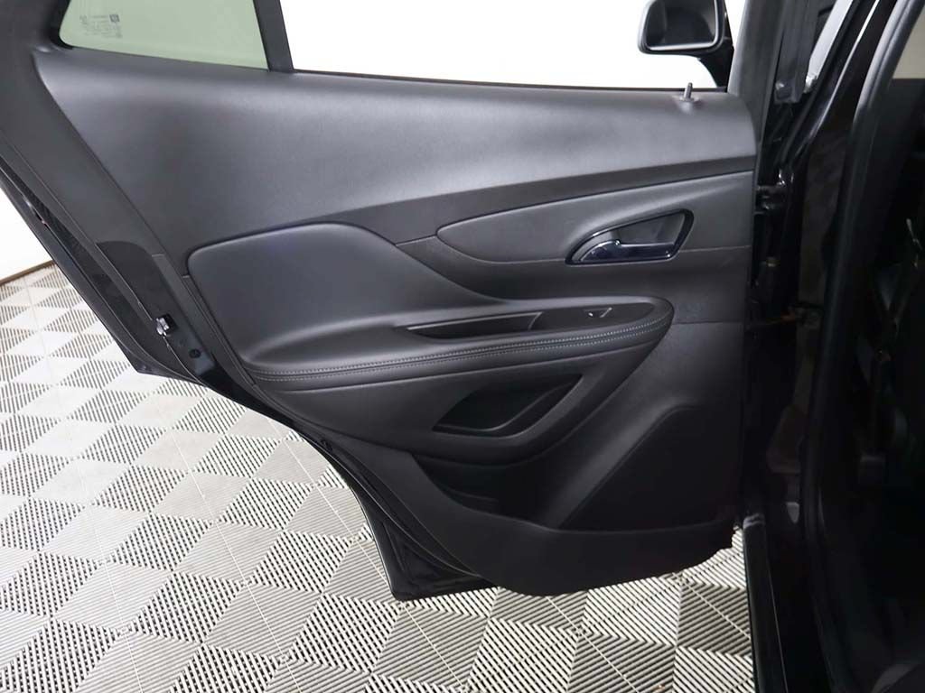 Used 2020 Buick Encore Preferred w/ Safety Package FWD image 21
