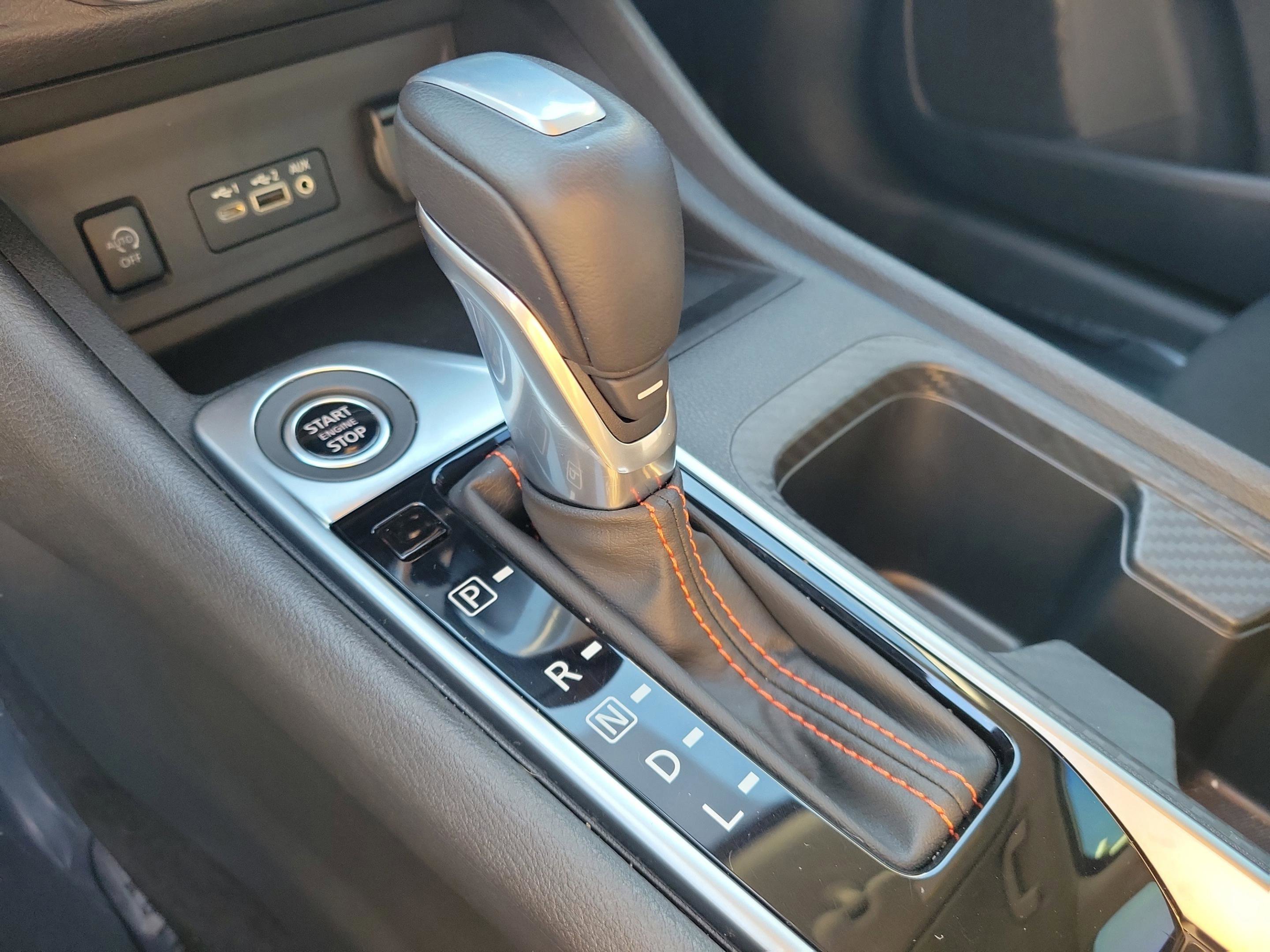 Certified 2025 Nissan Sentra SR image 32