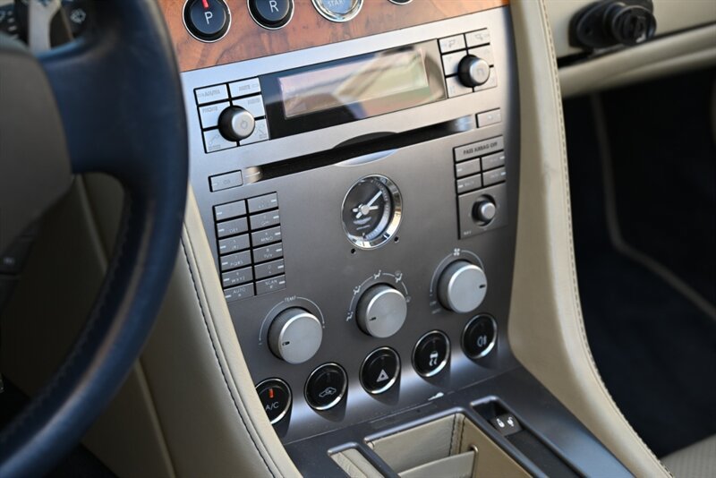 Used 2007 Aston Martin DB9 Volante RWD image 41