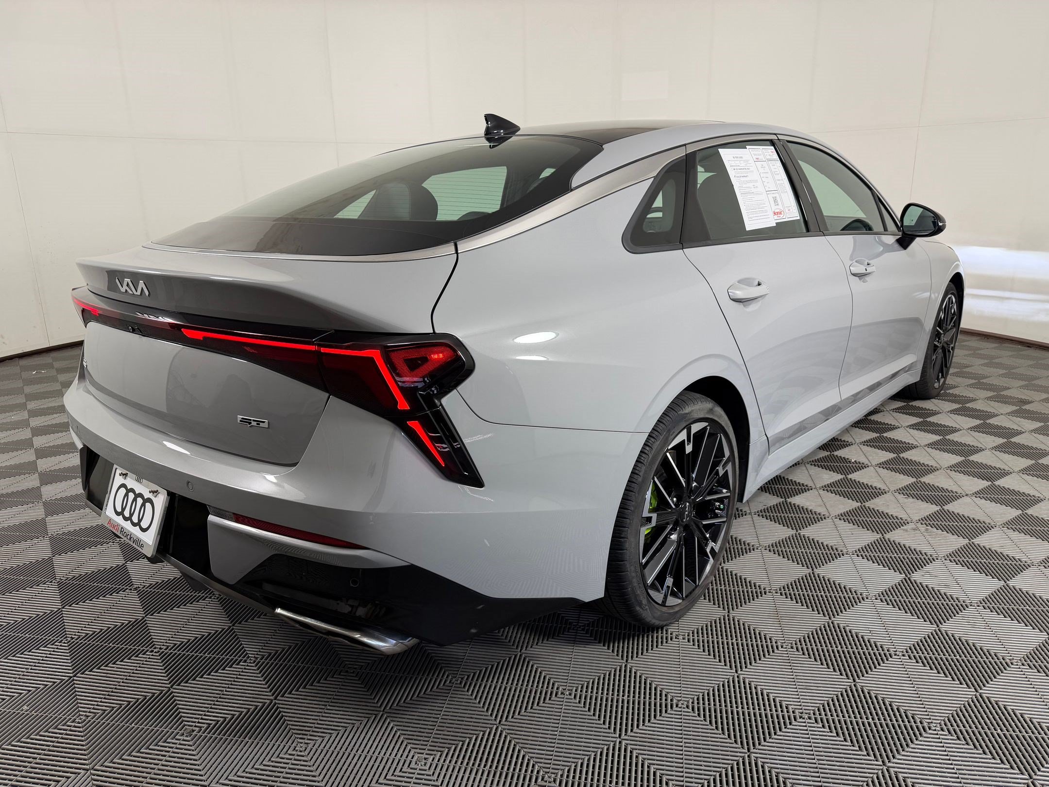 Used 2025 Kia K5 GT FWD image 8