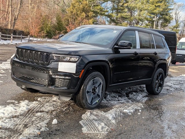 New 2025 Jeep Grand Cherokee L Limited image 6