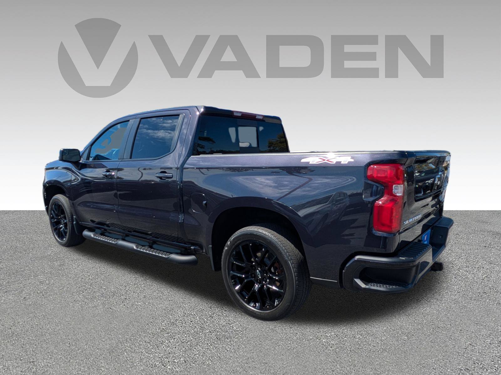 Used 2024 Chevrolet Silverado 1500 RST w/ Convenience Package II image 26