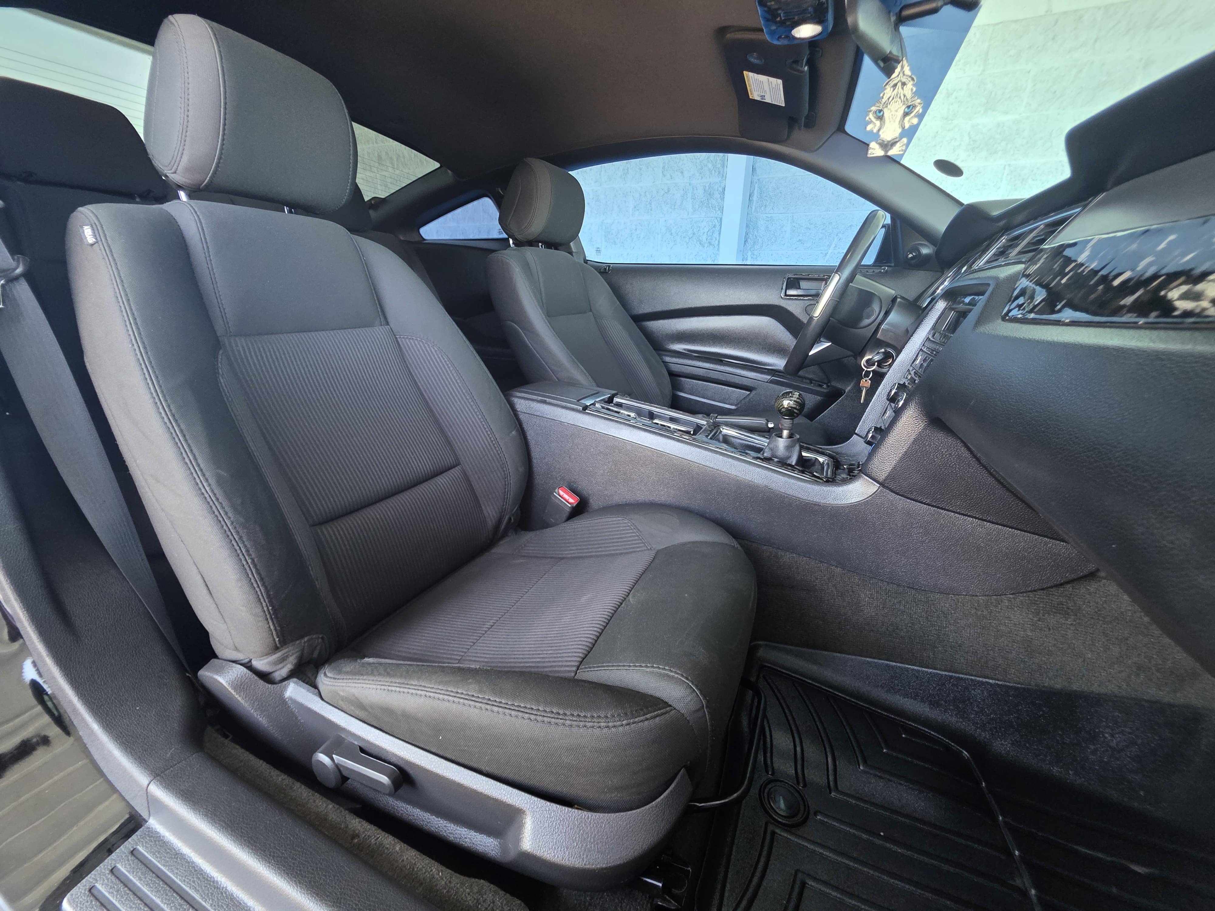 Used 2014 Ford Mustang GT RWD image 15