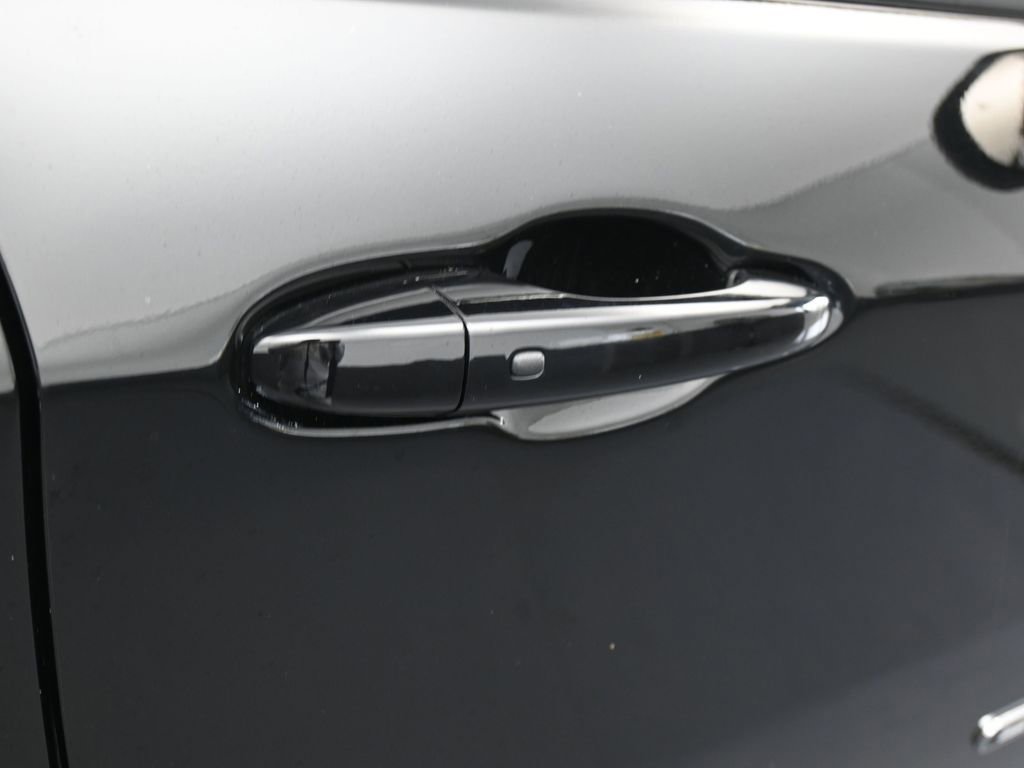 Used 2024 Jeep Compass Latitude image 35