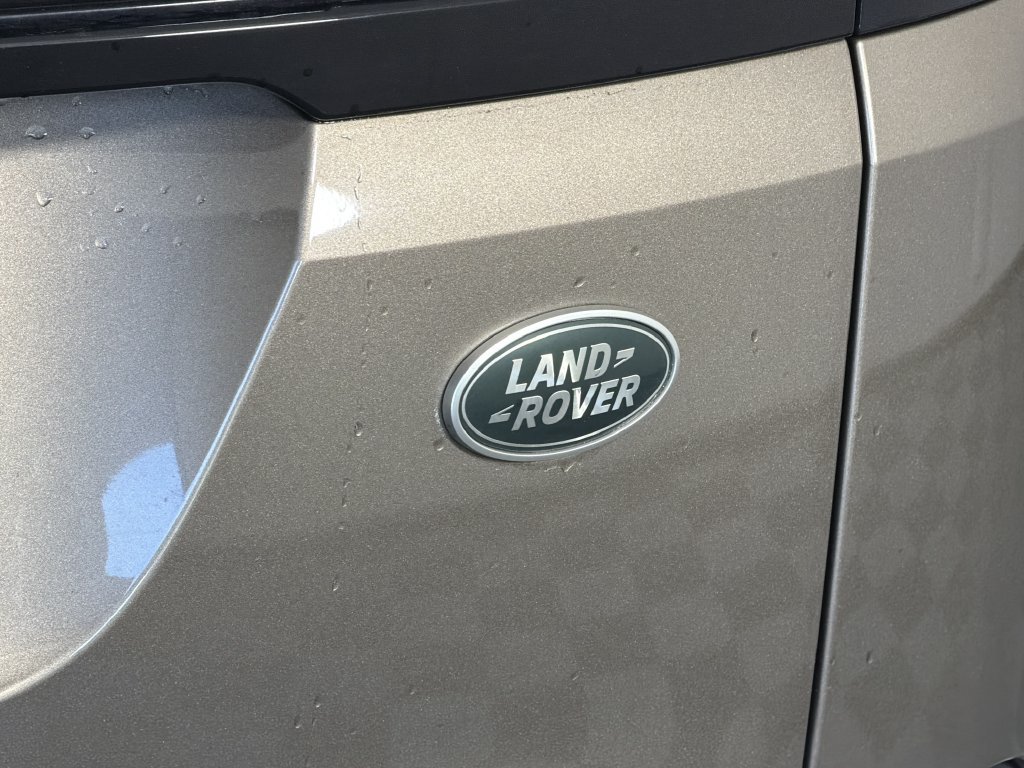 Used 2020 Land Rover Range Rover Evoque S AWD/4WD image 9