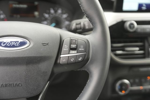 Used 2022 Ford Escape SE w/ SE Sport Appearance Package image 23