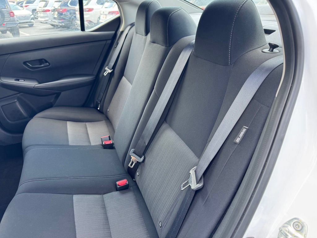 Used 2025 Nissan Sentra SV FWD image 15