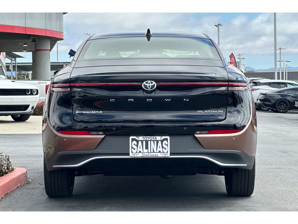 New 2026 Toyota Crown Platinum image 5