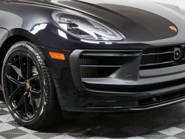 New 2026 Porsche Macan GTS AWD/4WD image 39