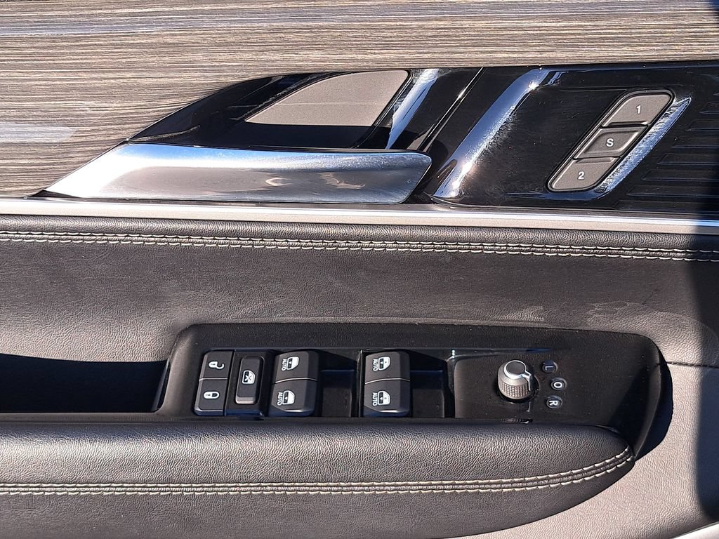 Certified 2022 Jeep Wagoneer Series II AWD/4WD image 31