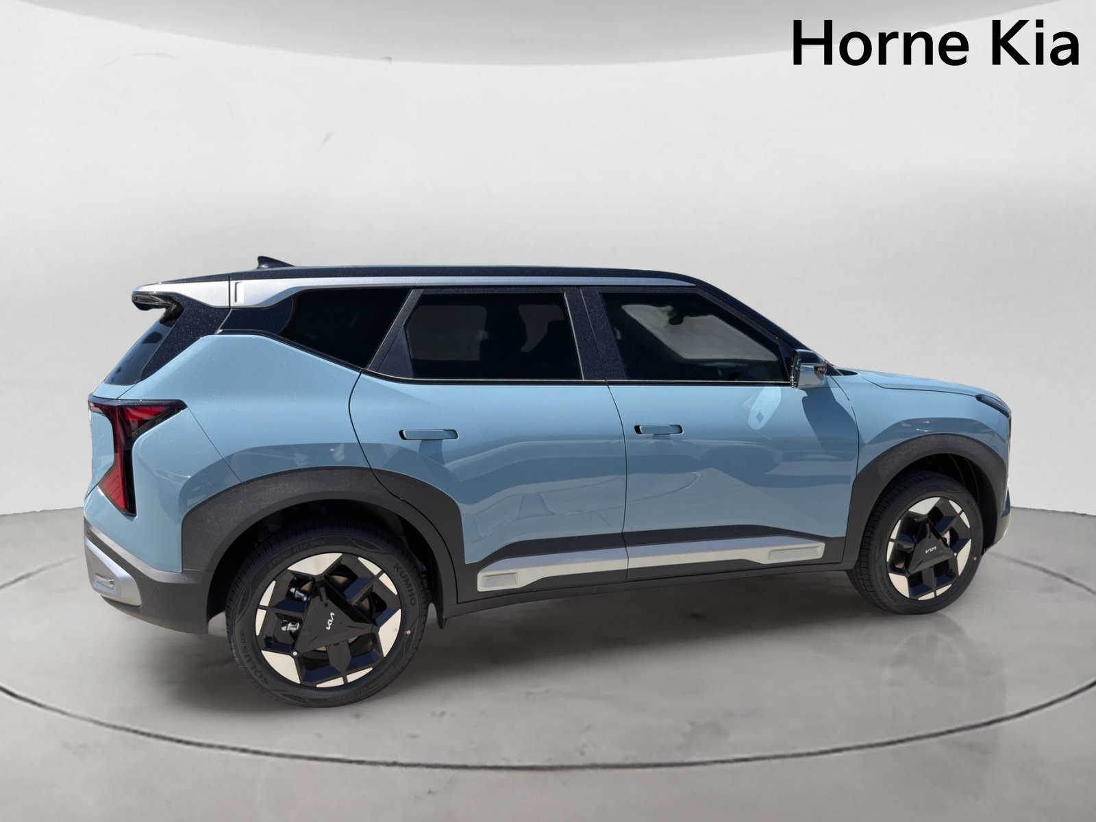 New 2027 Kia Seltos S FWD image 3