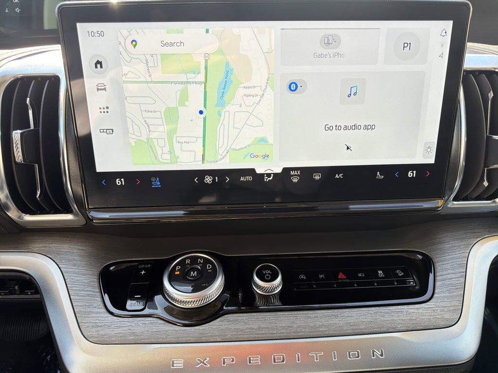 Used 2025 Ford Expedition Platinum image 31