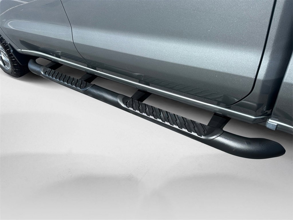 Used 2024 Chevrolet Silverado 1500 LT w/ Z71 Off-Road Package image 18