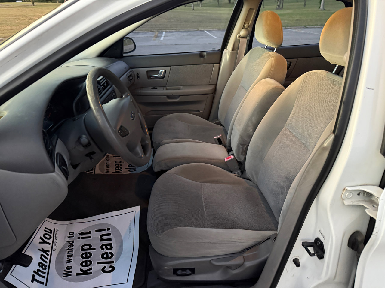 Used 2002 Ford Taurus SE image 11