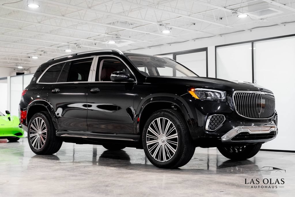 Used 2026 Mercedes-Benz Maybach GLS 600 4MATIC image 3