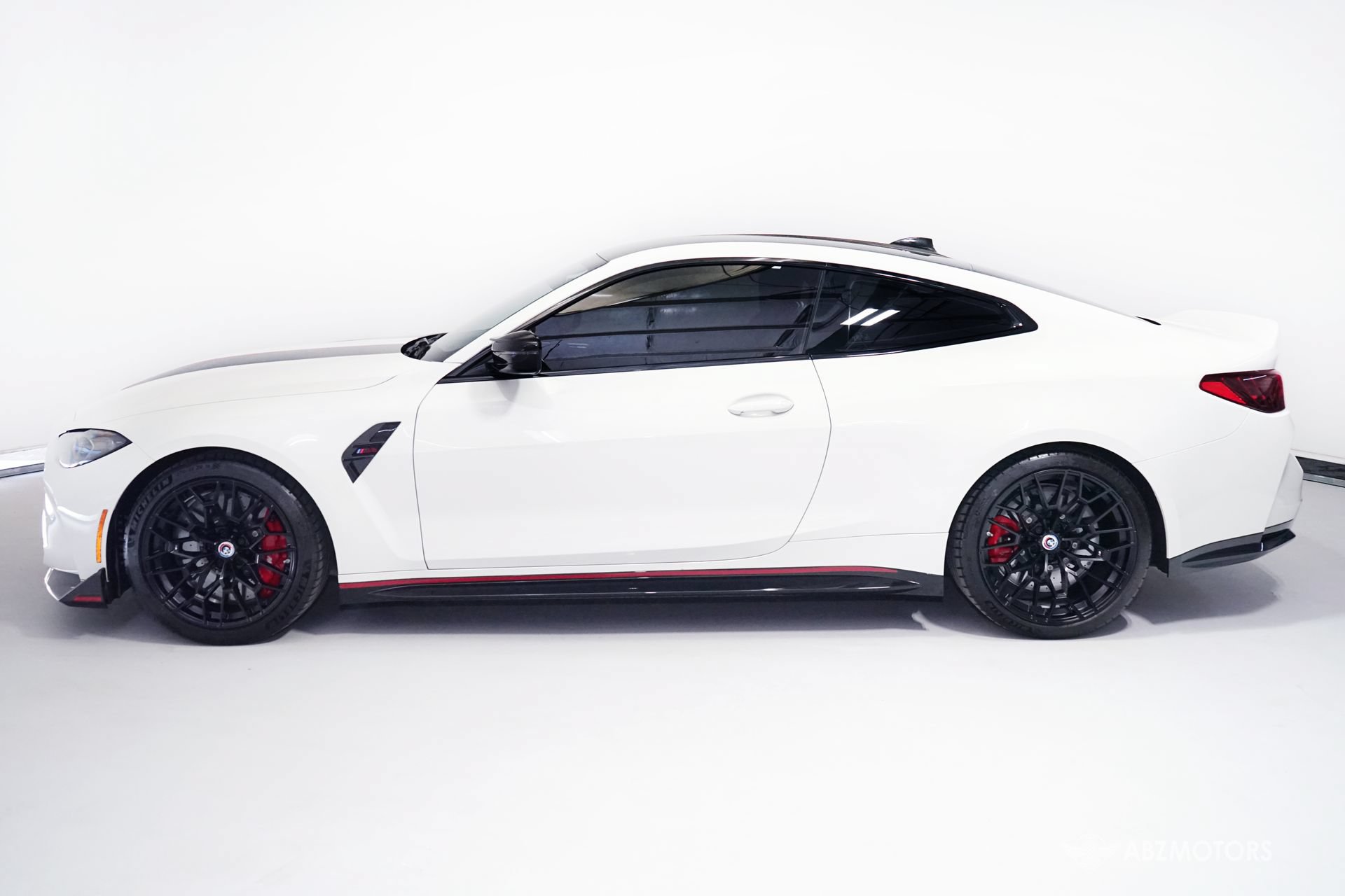 Used 2023 BMW M4 CSL RWD image 5