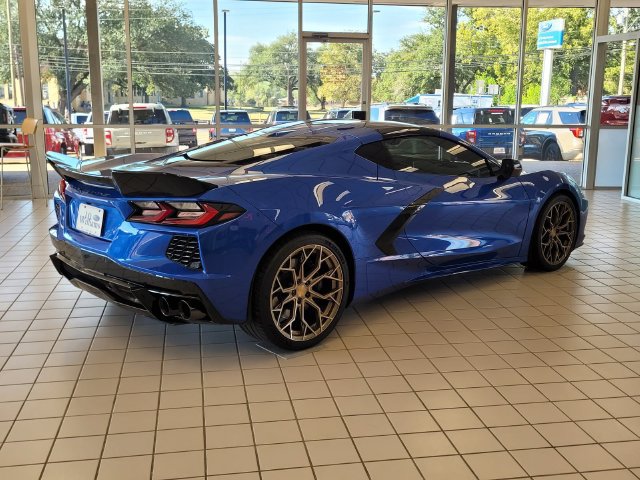 Used 2023 Chevrolet Corvette Stingray Preferred Cpe w/ Z51 Performance Package RWD image 4