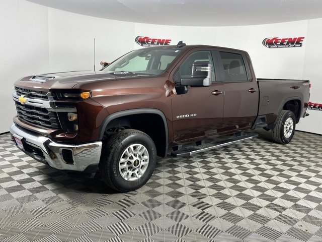 Used 2024 Chevrolet Silverado 2500 LT image 5
