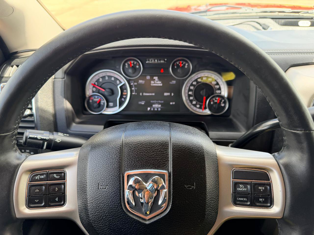 Used 2014 RAM 3500 Laramie RWD image 23
