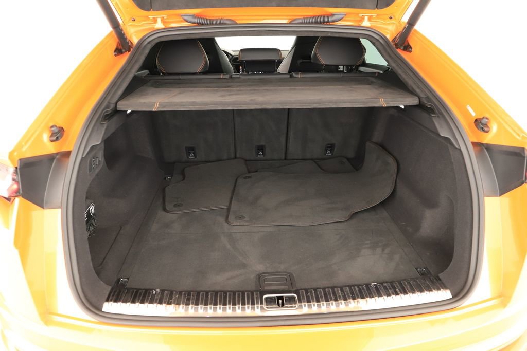 Used 2022 Lamborghini Urus image 29