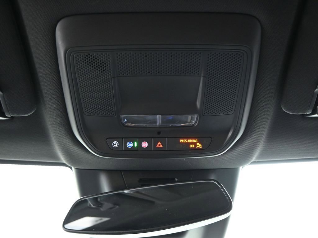 Used 2025 Chevrolet Equinox EV LT w/ Convenience Package image 24