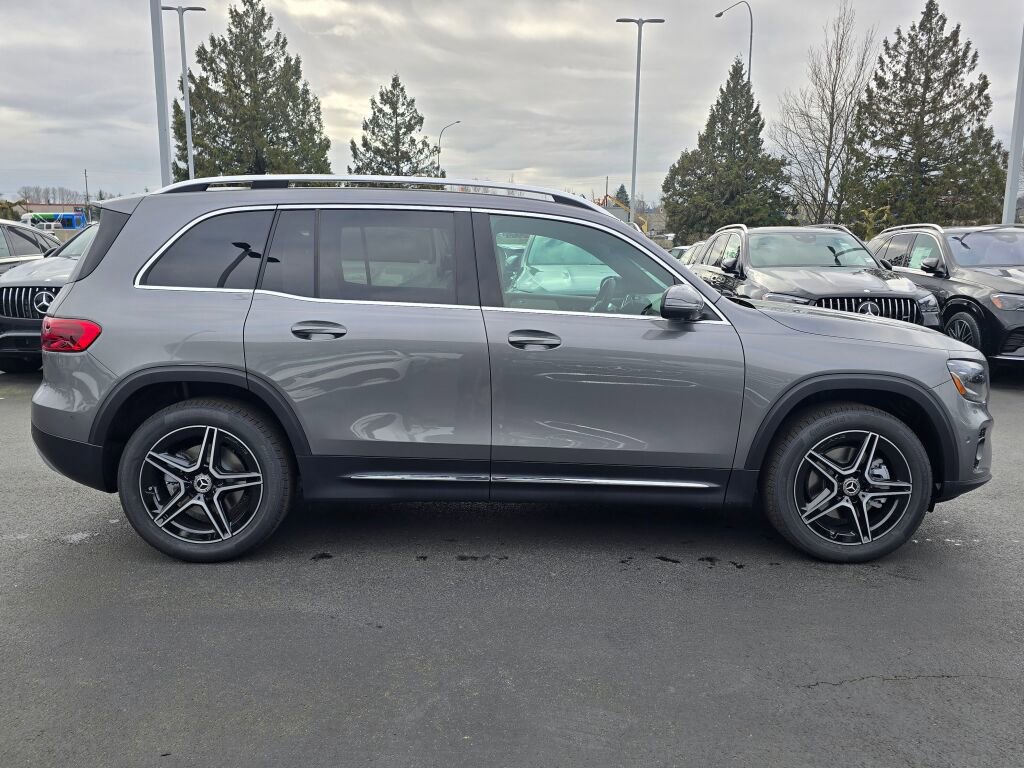 New 2026 Mercedes-Benz GLB 250 4MATIC image 7