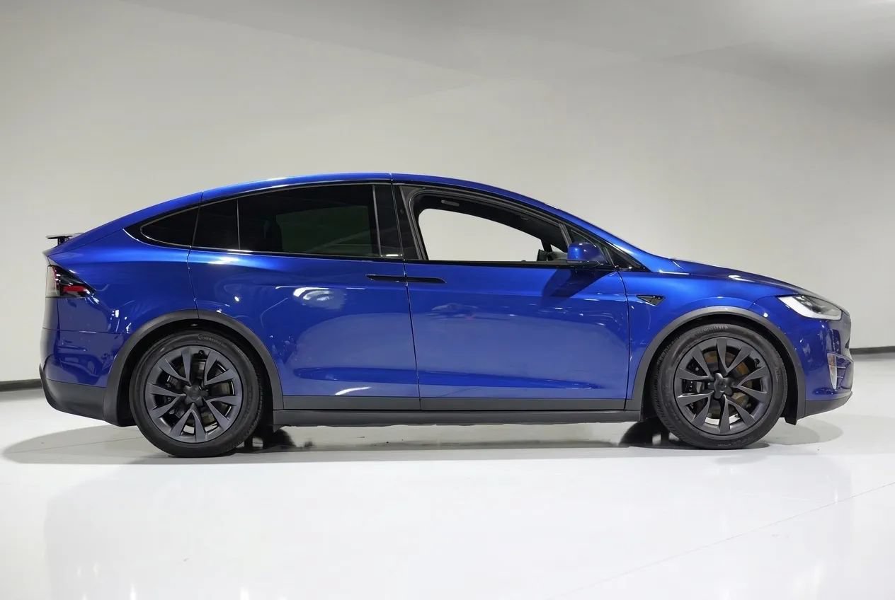 Used 2023 Tesla Model X Plaid AWD/4WD image 8