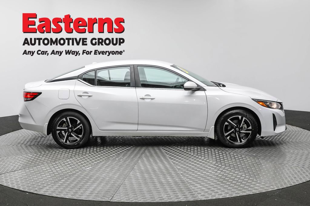 Used 2024 Nissan Sentra SV image 4