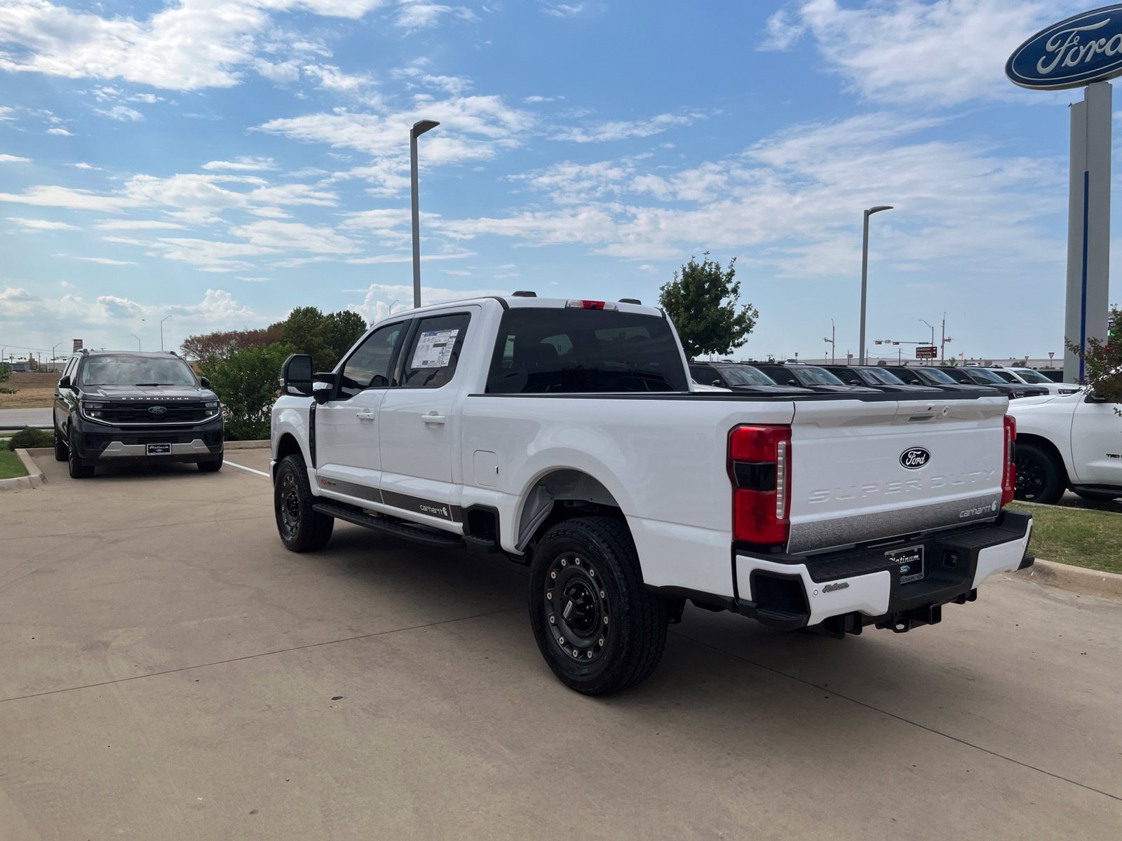 New 2027 Ford F250 XLT w/ XLT Premium Package AWD/4WD image 3