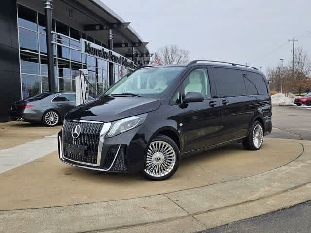 Used 2023 Mercedes-Benz Metris Passenger image 1