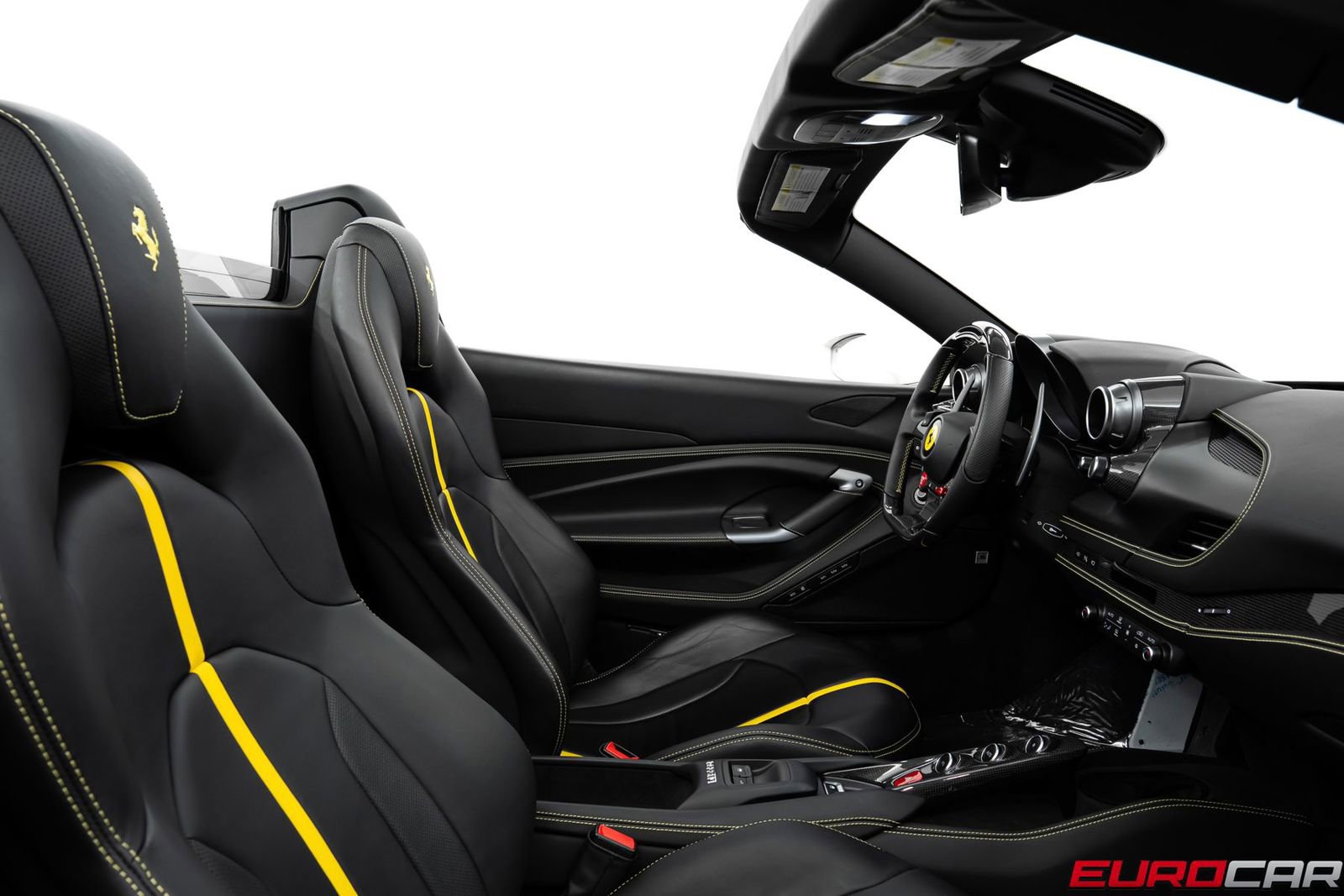 Used 2022 Ferrari F8 Tributo RWD image 41